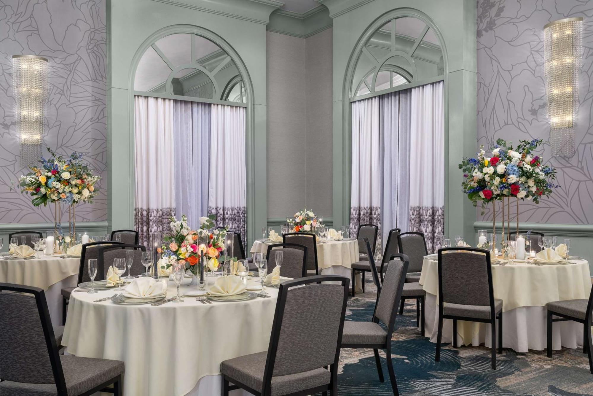 Hilton Philadelphia City Avenue Exterior foto